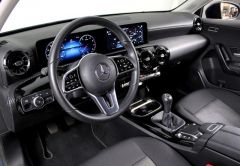 MERCEDES CLASSE A ESSENCE 2022 BLEU 59834 km