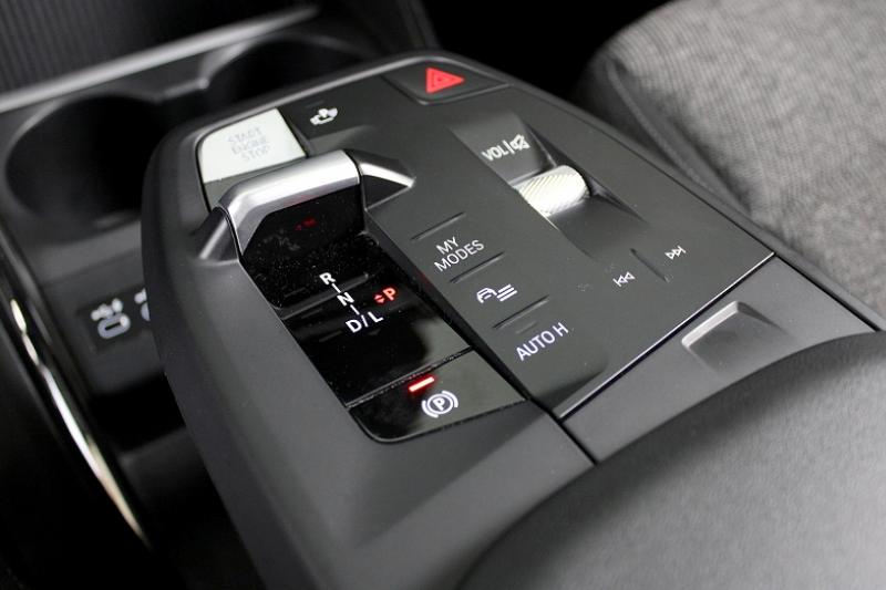 BMW X1 (U11) SDRIVE18D 150CH BUSINESS DESIGN - photo 7