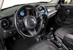 MINI MINI 5 PORTES ESSENCE 2022 NOIR 102480 km