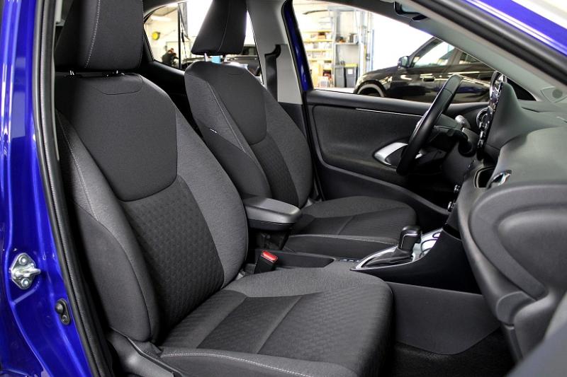 TOYOTA YARIS 1.5 VVT-I HYBRID ICONIC E-CVT 5P - photo 13