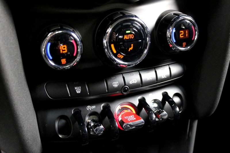 MINI MINI 5 PORTES ONE 102CH BUSINESS DESIGN - photo 11