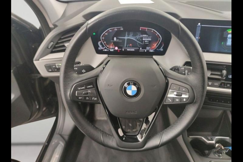 BMW SERIE 1 (F40) 118D BUSINESS DESIGN COCKPIT PRO - photo 6